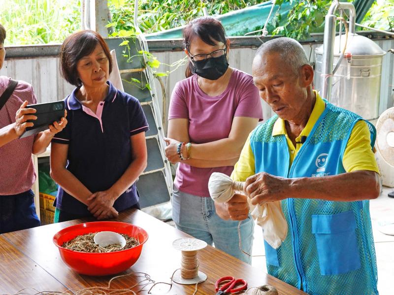 「大風草園」製作沐浴球手作活動