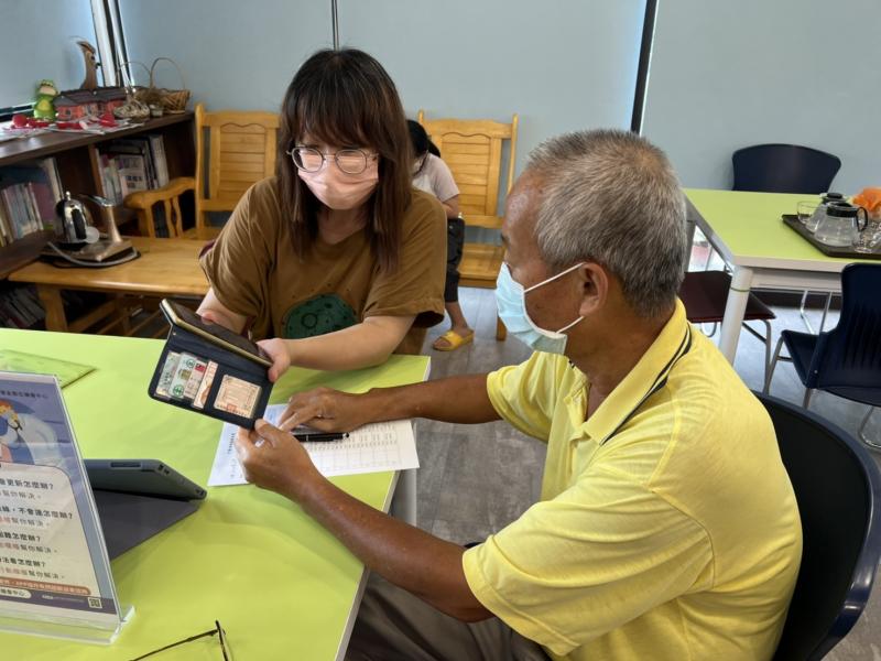 8/9行動諮詢服務照2