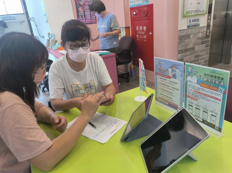 8/16行動諮詢服務照3