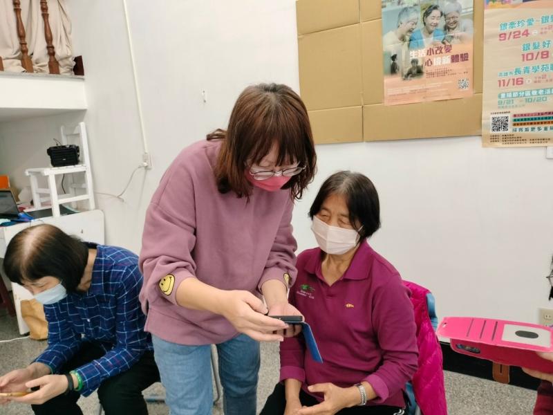 12/27行動諮詢服務照3