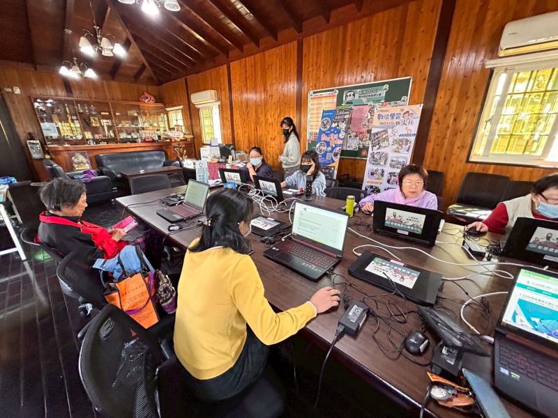 我已經能夠完成一些簡單的電腦操作