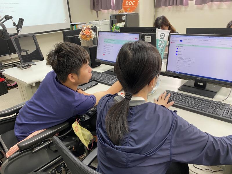 最溫暖的風景，是互相扶持的時刻-封面照