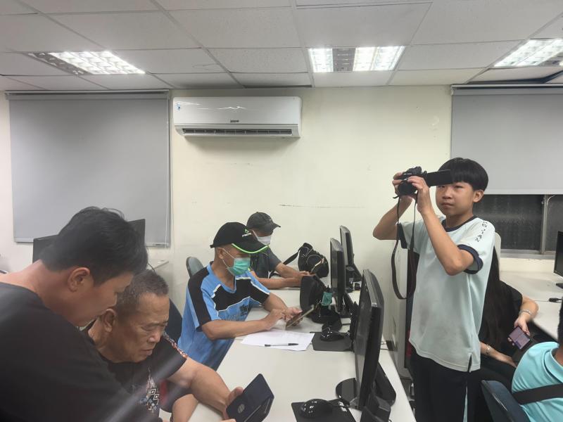 威捷協助拍攝DOC課程紀錄