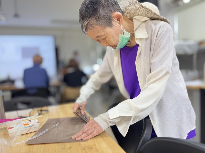 真理大學的「自造所」上實體課