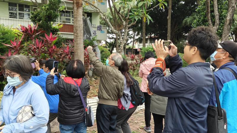 利用數位設備，開啟不同的視角-封面照