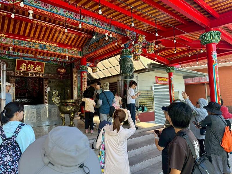 學員體驗實境解謎中