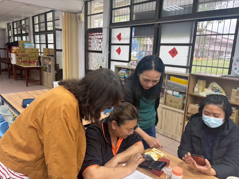 E學無限：翻轉你的學習方式/數位小幫手/黃欣怡-封面照