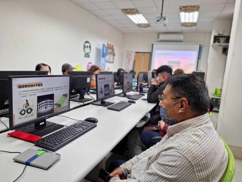 退休不退學，數位學習在斗南DOC持續前行-封面照