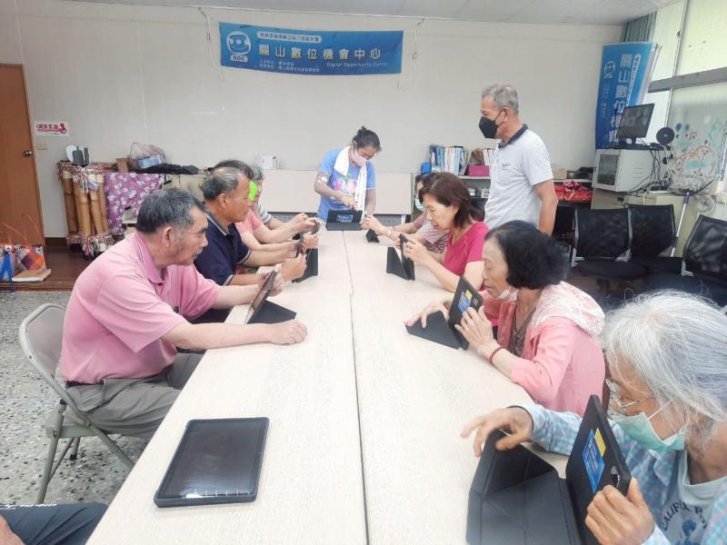 志工模範--陳佳吟-封面照