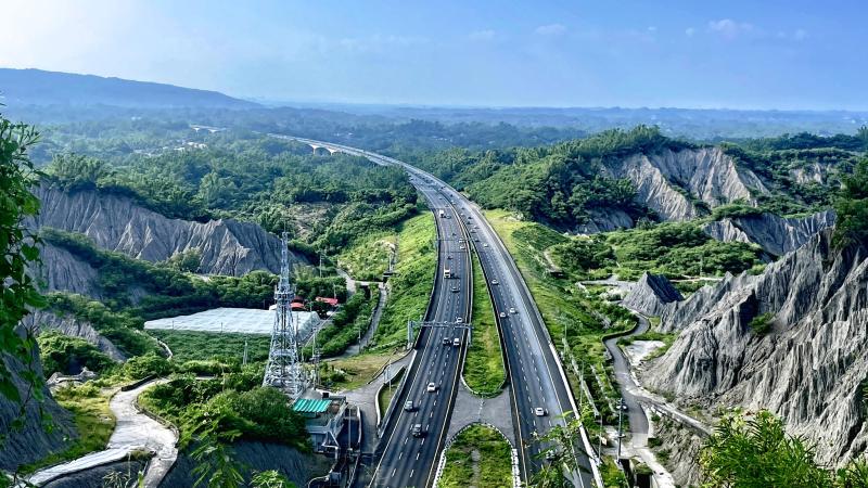 家鄉的痕跡 得獎公告  燕巢DOC－林清炎《穿越惡地的脈動》