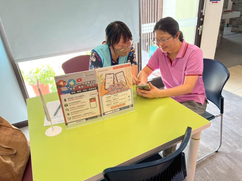 7/25行動諮詢服務照2