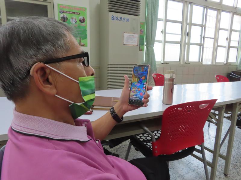 利用APP學習屬於自己的問候圖