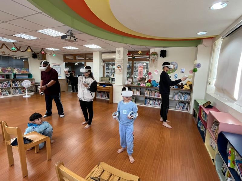 一起感受科技的快樂與創新體驗！