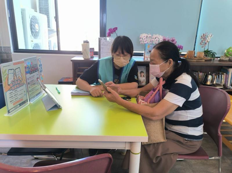 8/15行動服務諮詢照3