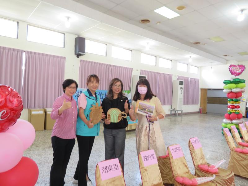 湖內DOC參加慶祝母親節的活動