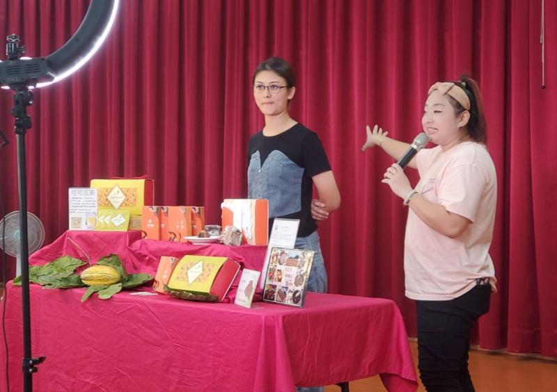 雖然第一次的直播有些瑕疵，但我很慶幸自己有勇氣去嘗試。它讓我看見自己的不足，也讓我對未來的學習方向更有明確的目標 。