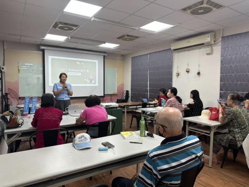 花圖藏書有聲說-封面照