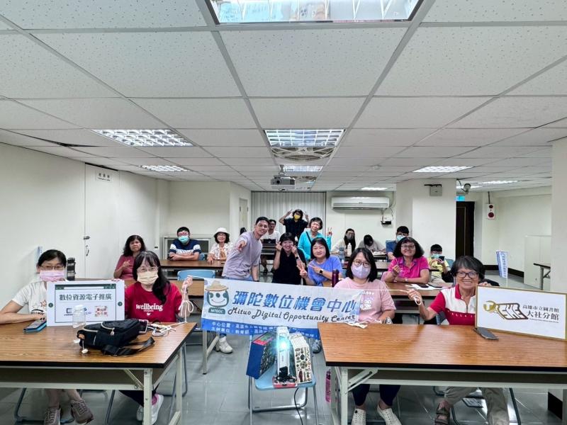 【彌陀DOC】大合照：彌陀DOC ✕ 高市圖大社分館