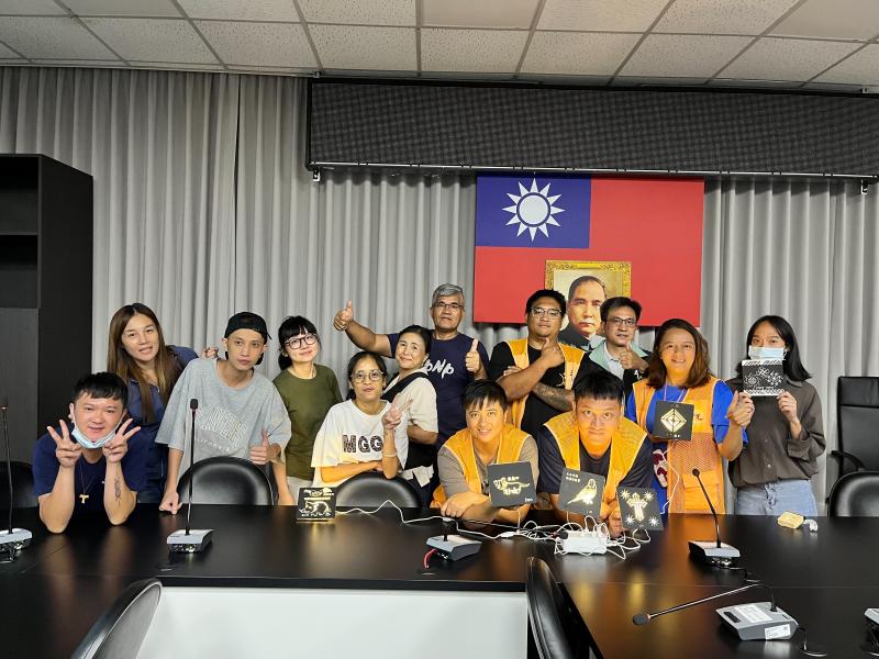 五峰鄉公所數位創作設計 雷雕點亮部落文化創意-封面照