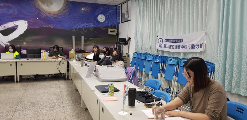 與長者共同學習的余幸穎承辦人-封面照