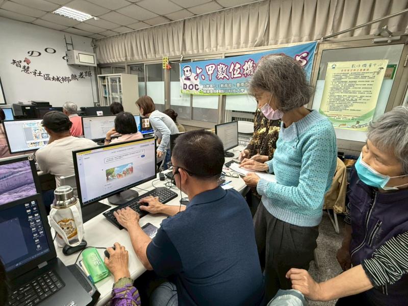 【六甲DOC】賴出你的表情力-封面照