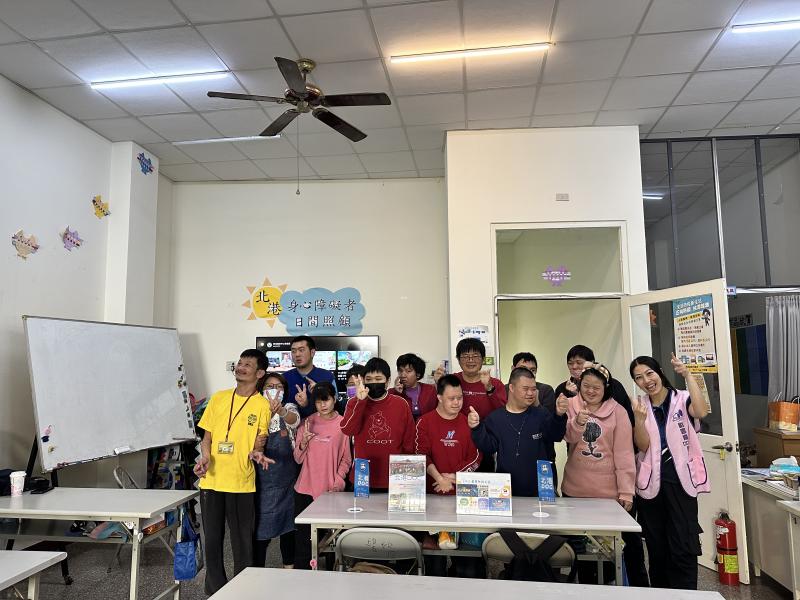 從府番畢業，但愛沒有結束-封面照