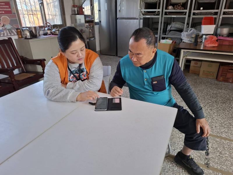 [數位i櫃台] 行動櫃檯成為社區服務的即時後盾-封面照