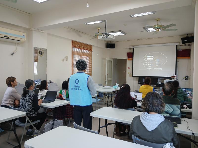 AI數位好幫手-封面照