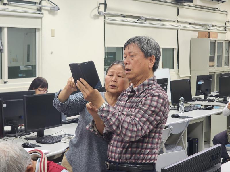 教其他不會的學員