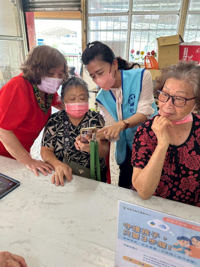 115.04.13行動諮詢服務照二