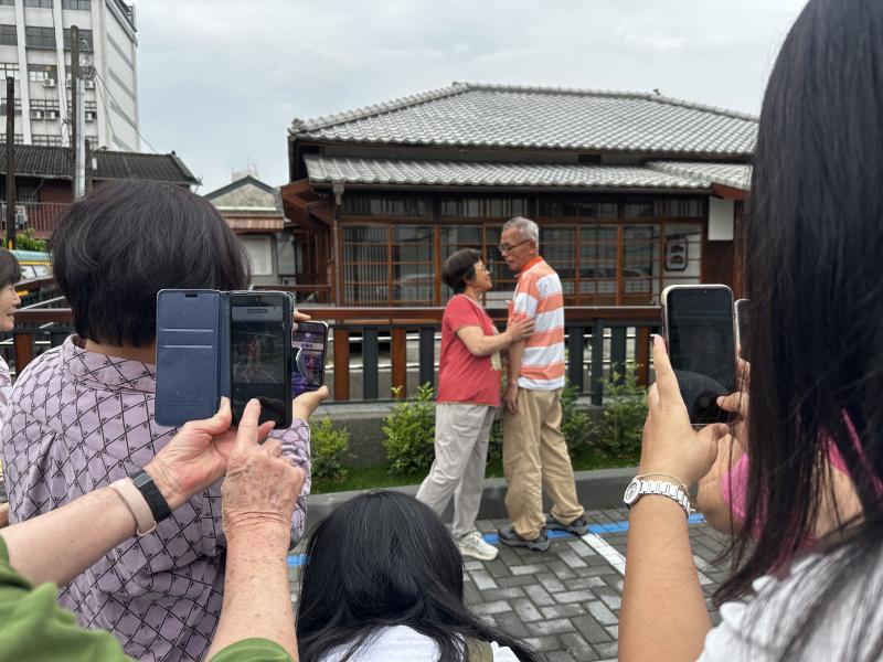 只需要一隻手機，大家都是美照攝影師-封面照