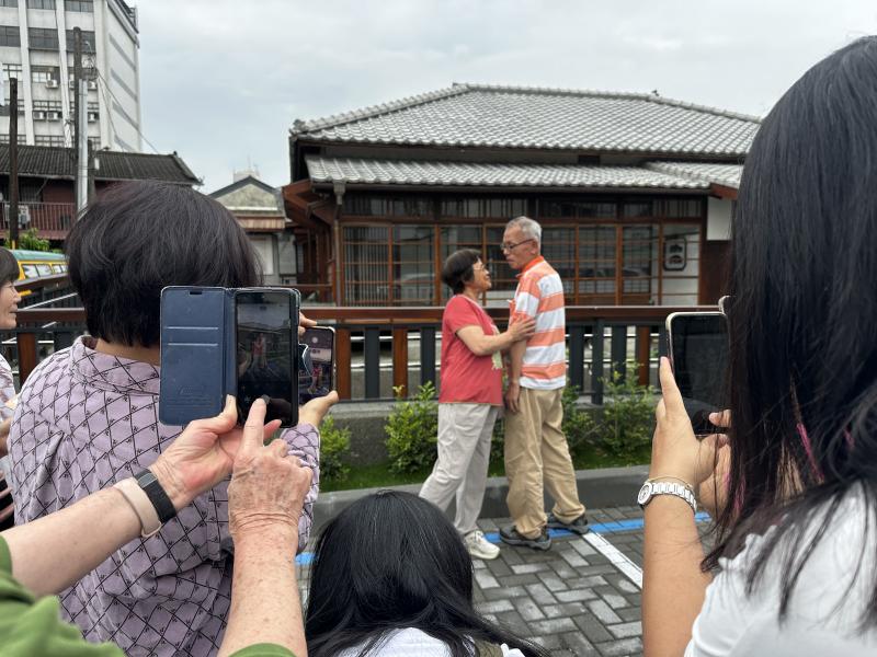 這段學習歷程，與其說是學技能，不如說是重新認識自己的過程。年齡真的只是一個數字，只要保持著對世界的好奇心，人生的第二青春才正要開始。未來，我還想要繼續挑戰學習剪輯，讓生活持續豐富精彩。