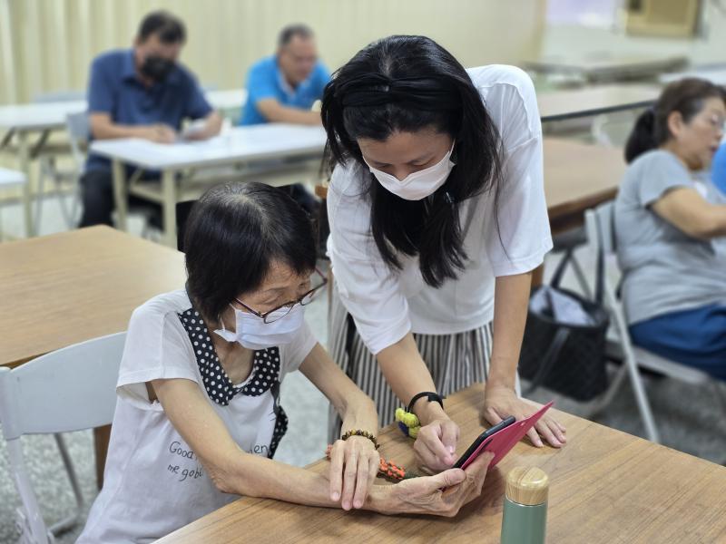 老師解決學員遇到得瓶頸。