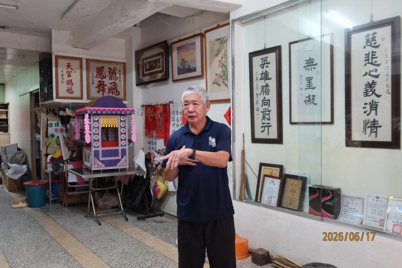 坪林DOC踏查課程，學員藉由實際踏查社區友善店家更了解自己的家鄉。-封面照