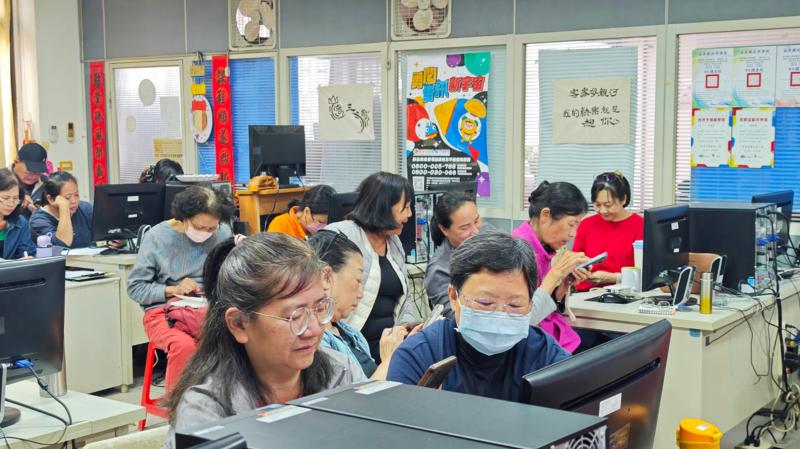 與大家一起認真學習的時光