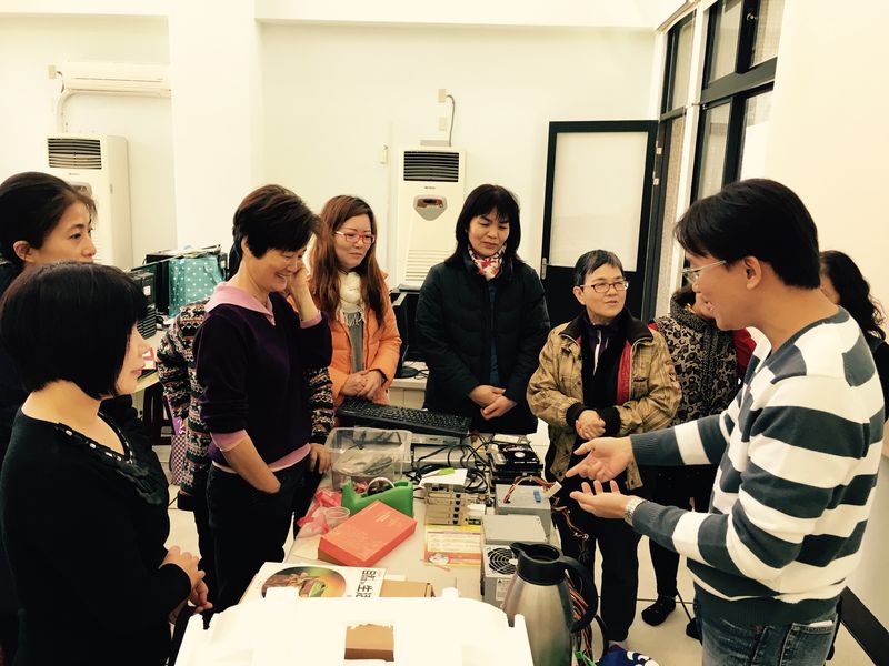 講師指導學員操作