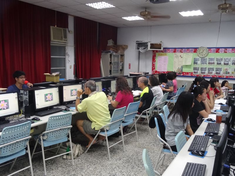 完成網路開店必備知識與實際操作