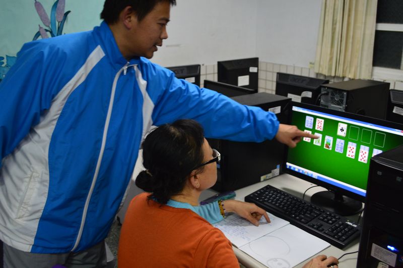 講師講解學員提出的問題