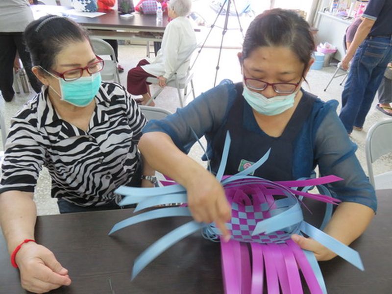 傳統編織是長輩們技藝的智慧，數位紀錄讓技藝不流失