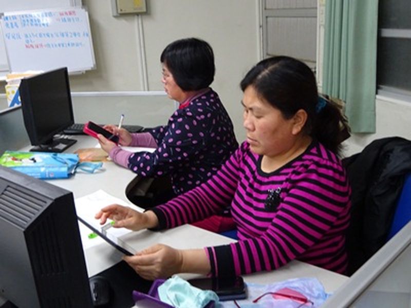 台南市公車APP下載操作 、LINE APP教學