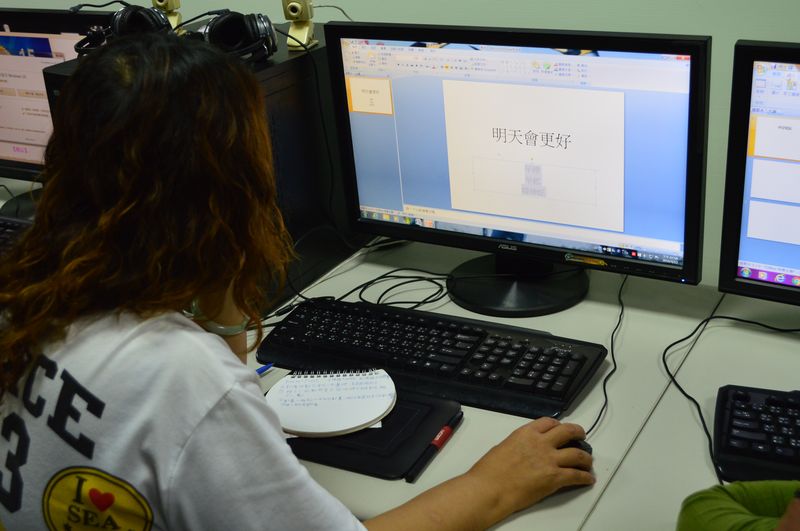 學員自己練習操作