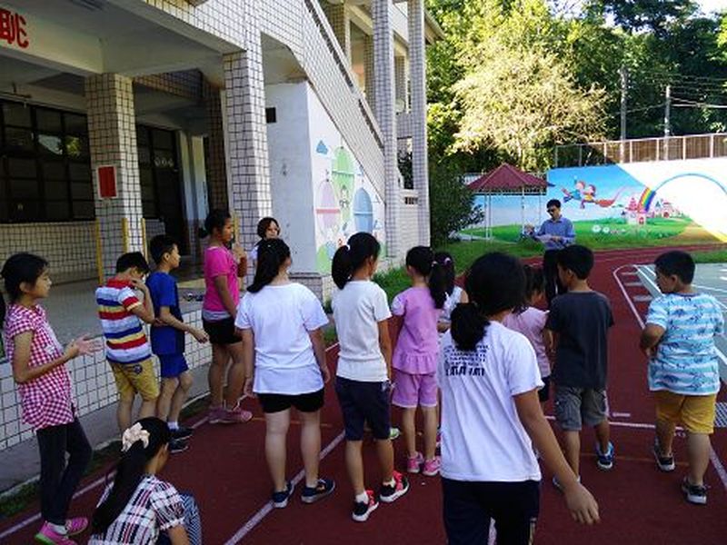 採訪編輯入門-封面照