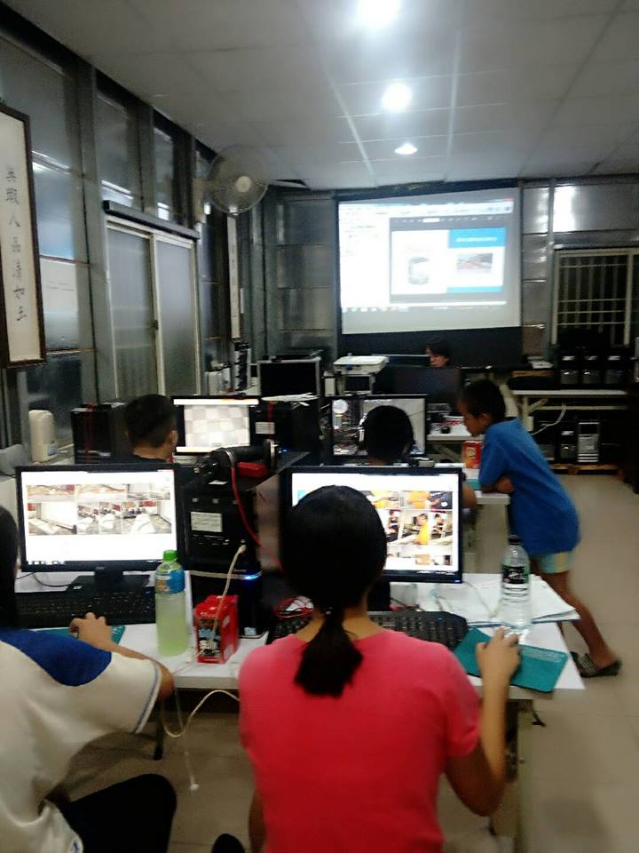 製做影片字幕並加入特效