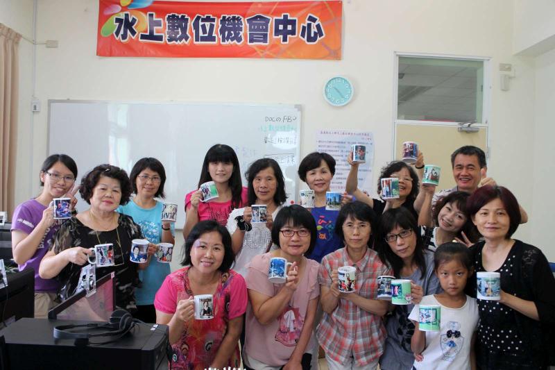 大家的馬克杯好美唷