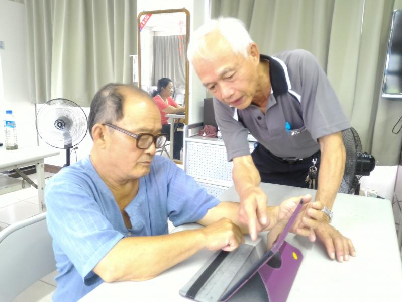 老師指導教學-平板音樂欣賞