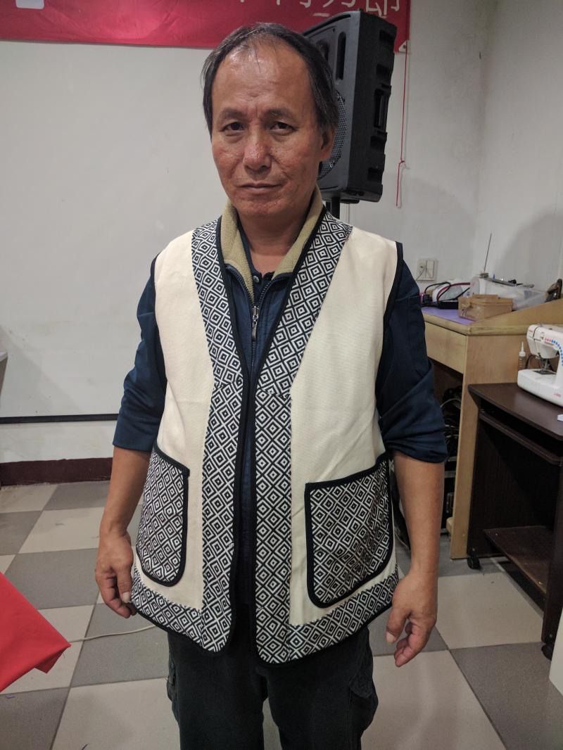 口袋.背心前後組合.包邊