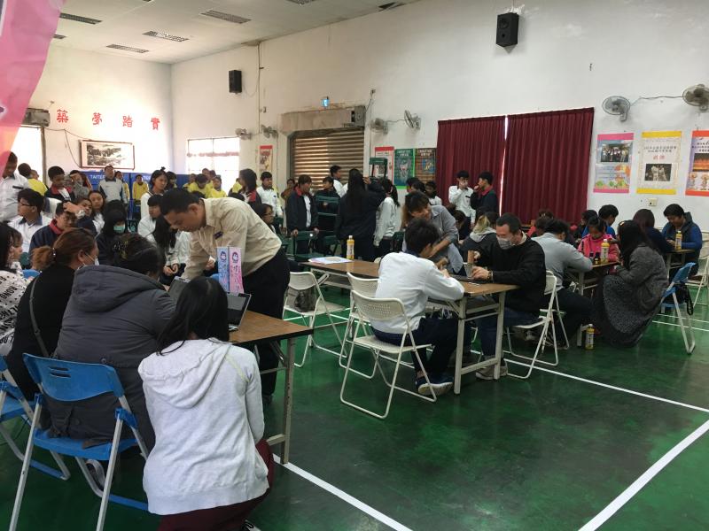 創意皮雕E起來-封面照