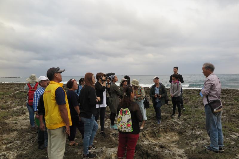 用鏡頭看故鄉-基礎攝影-封面照