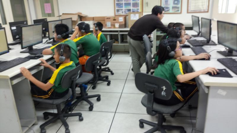 線上影音資料庫學習應用與教學(四)	-封面照