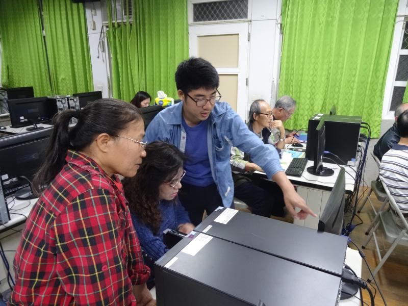 助教講解與討論